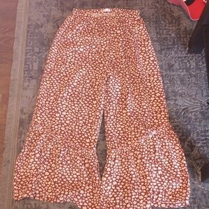 pants trend blossoms